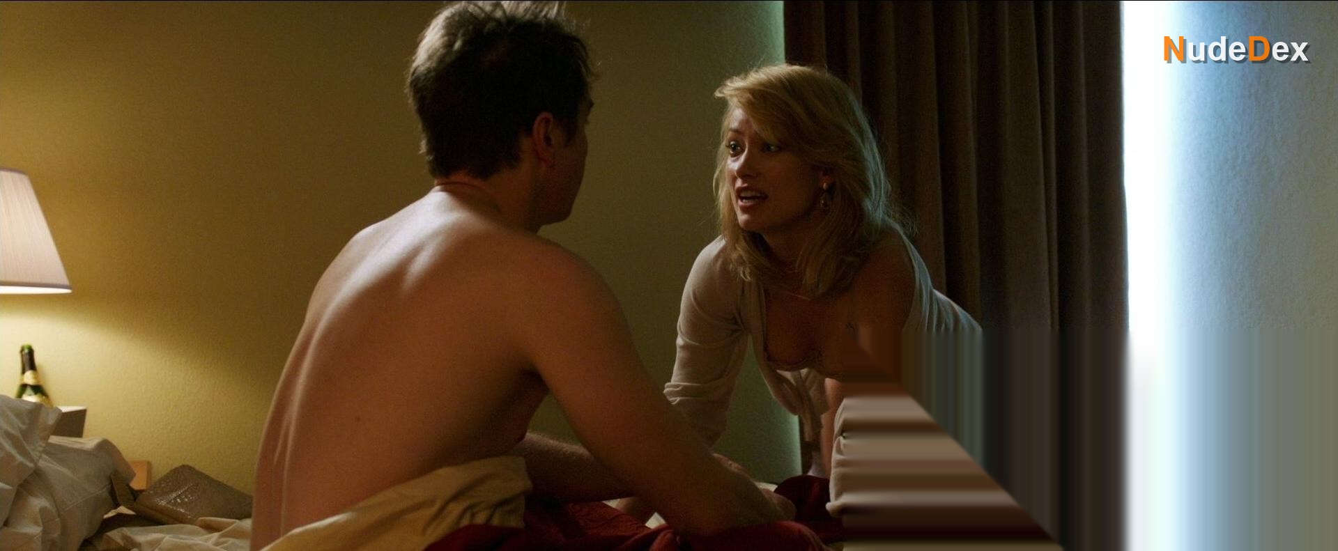 Olivia Wilde in Better Living Through Chemistry, photo 13