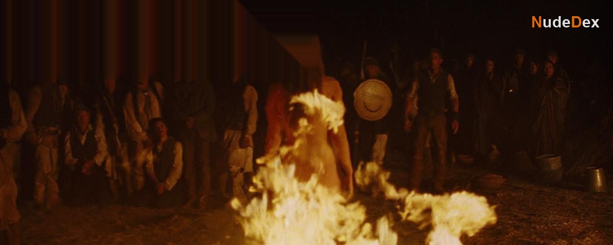 Olivia Wilde in Cowboys Aliens, photo 5