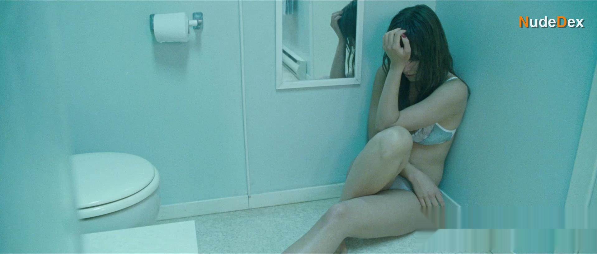 Olivia Wilde in Deadfall, photo 2
