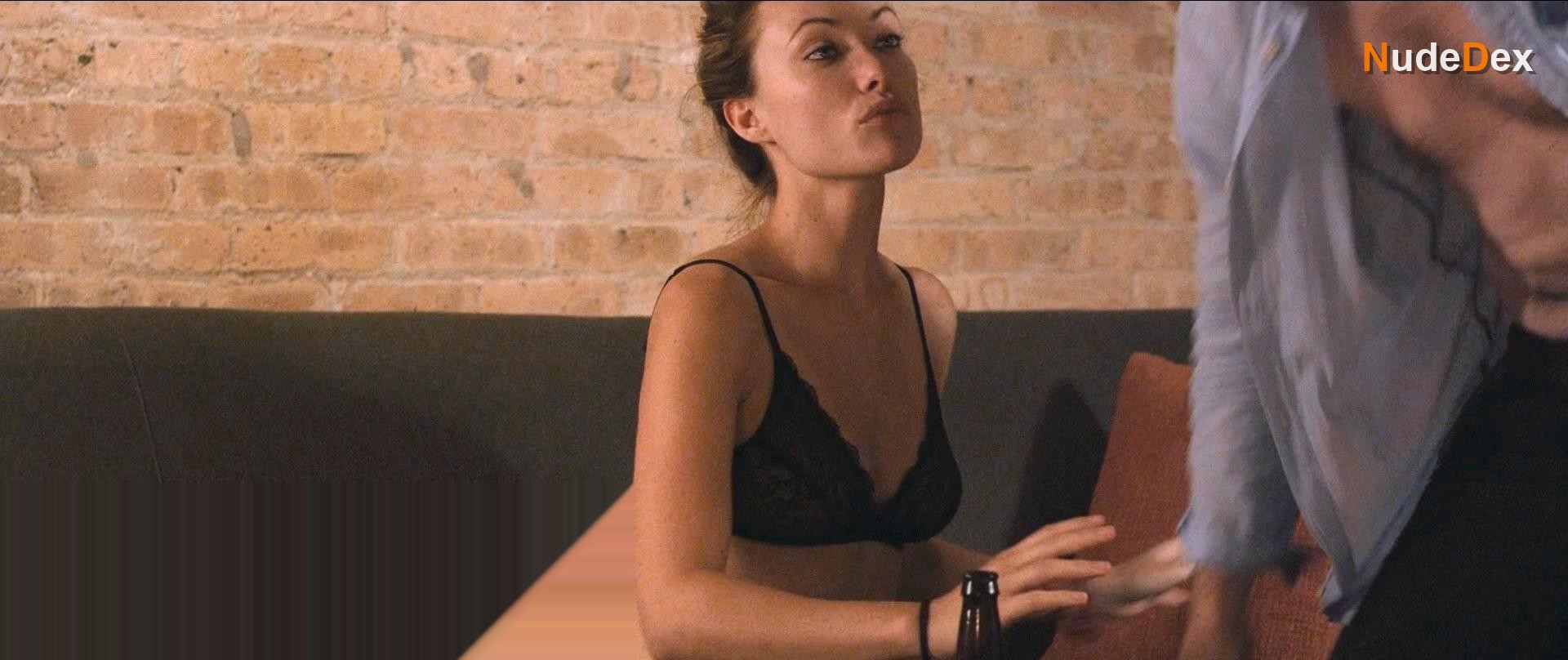 Olivia Wilde in Drinking Buddies, photo 6