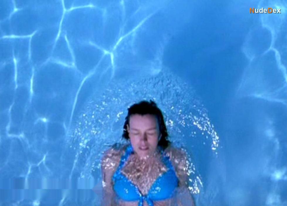 Olivia Williams in Tara Road, photo 1