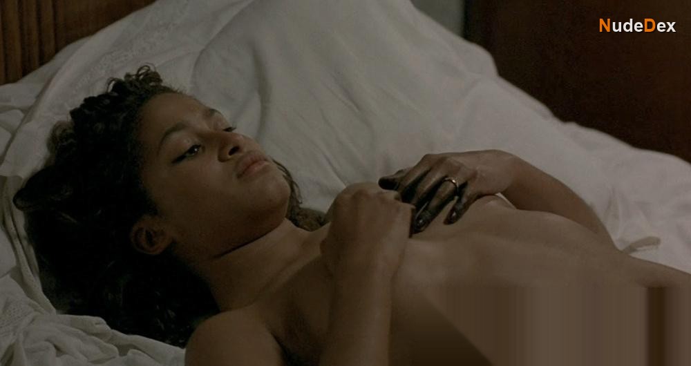 Olympe Borval in The Wedding Song, photo 6