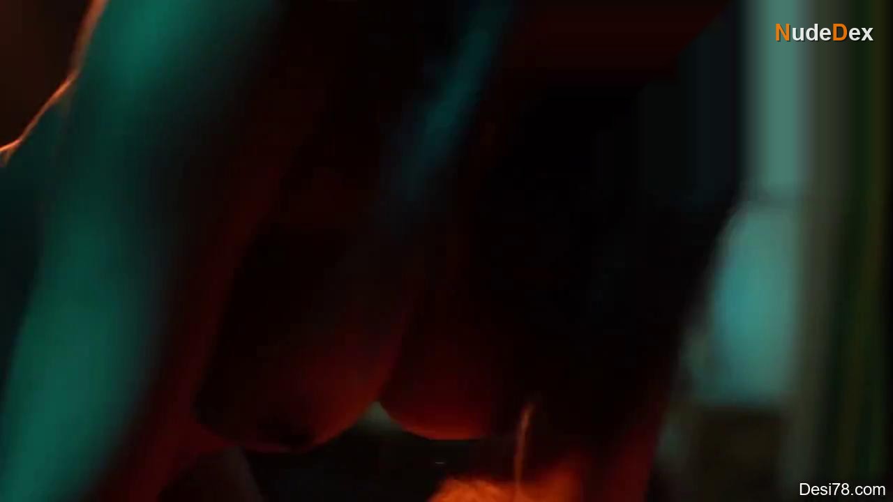 Pallavi Vawale in Vampire, photo 23