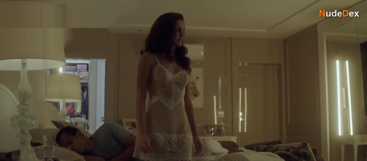 Paloma Bernardi in Ninguem E De Ninguem, photo 2