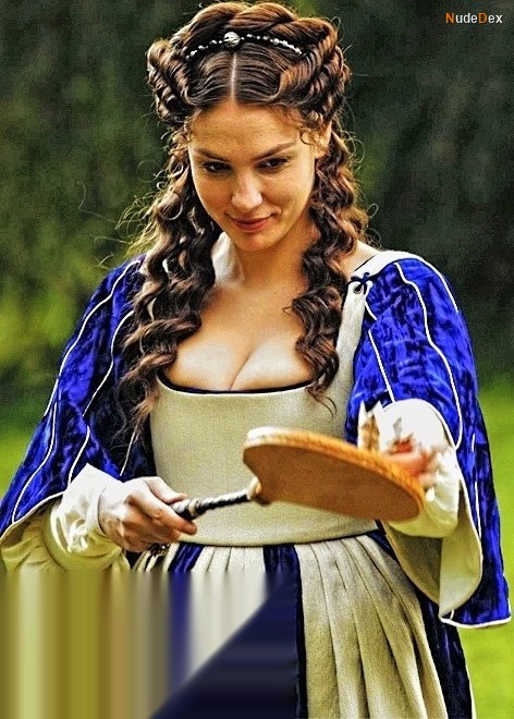 Paloma Bloyd in Borgia, photo 4