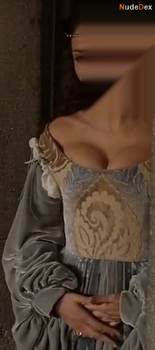Paloma Bloyd in Borgia, photo 7
