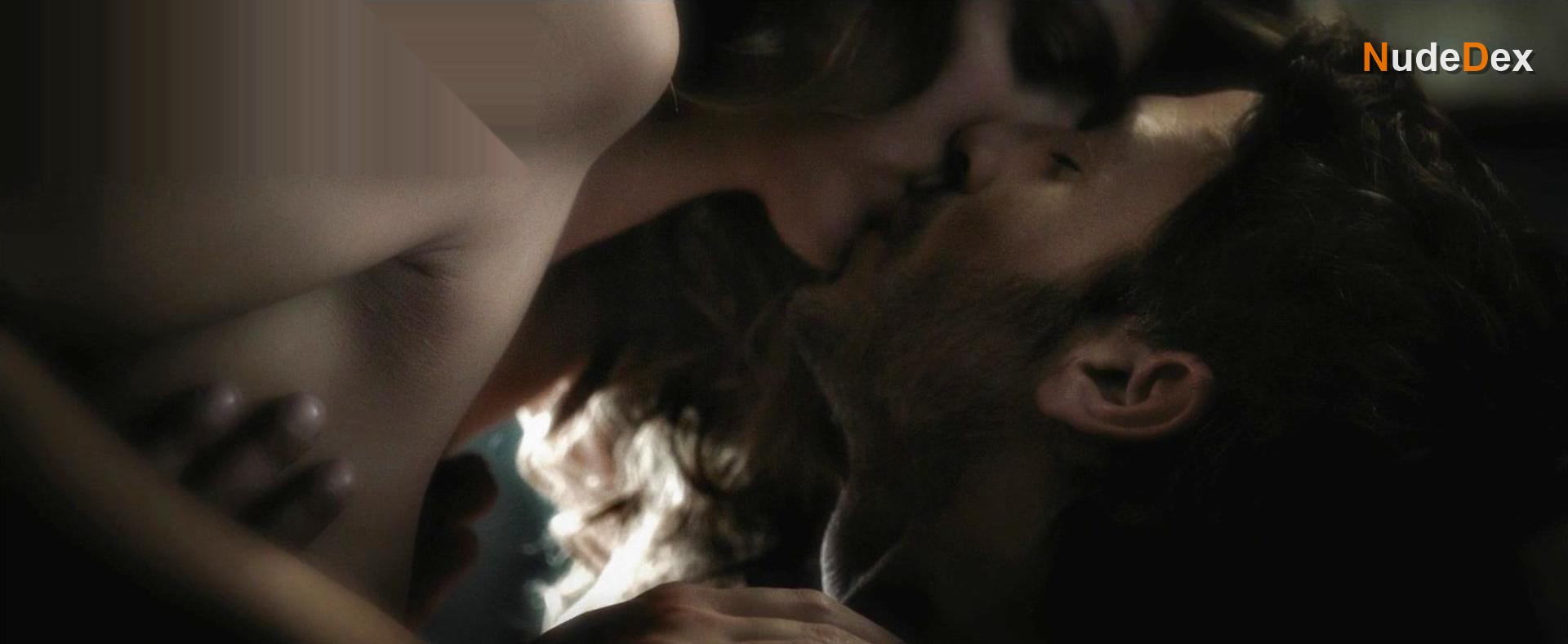 Paloma Bloyd in Perdona Si Te Llamo Amor, photo 5