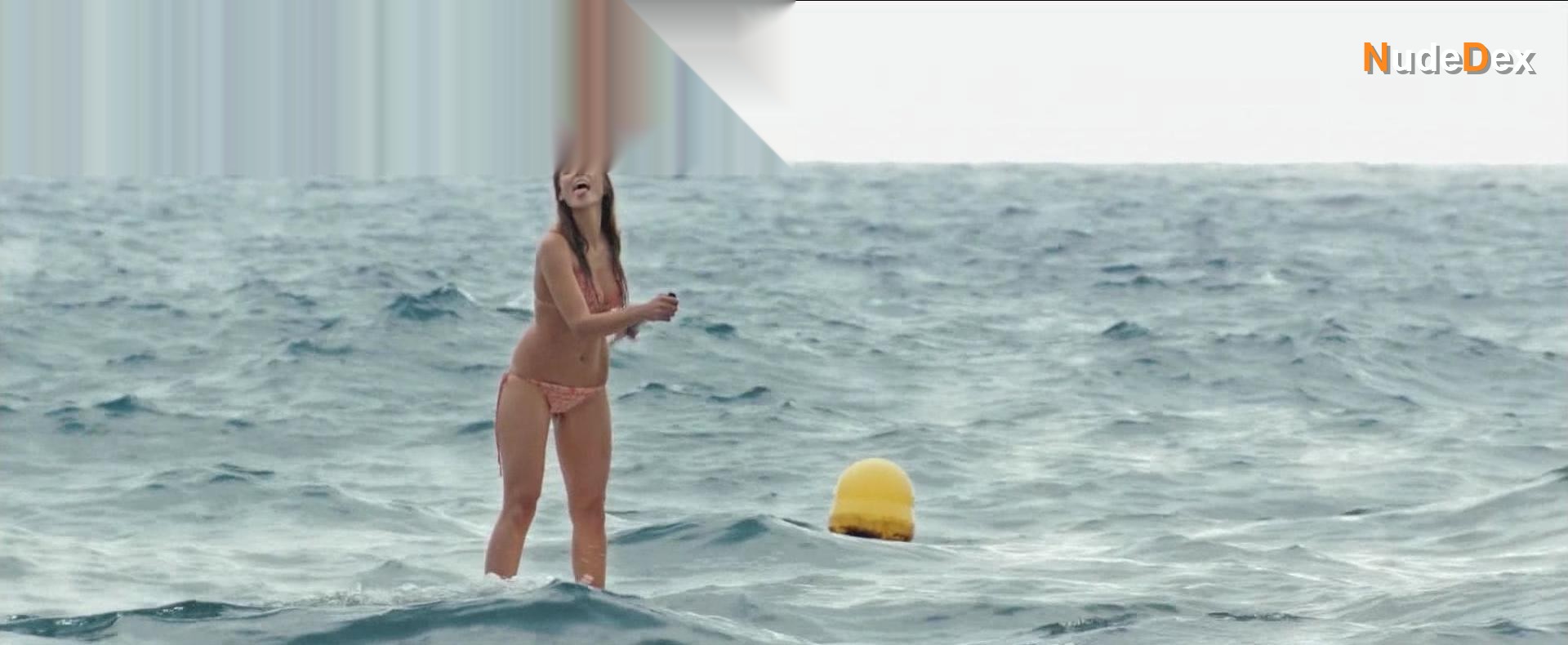 Paloma Bloyd in Perdona Si Te Llamo Amor, photo 9