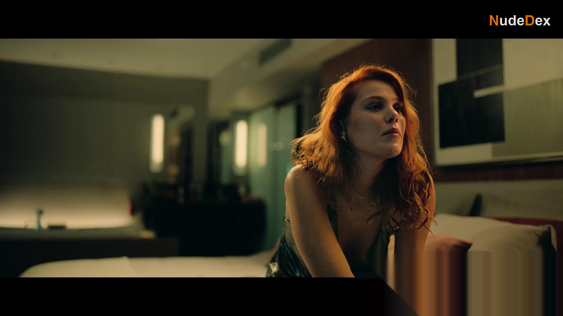Whatever, Whenever in Whatever Whenever, photo 1