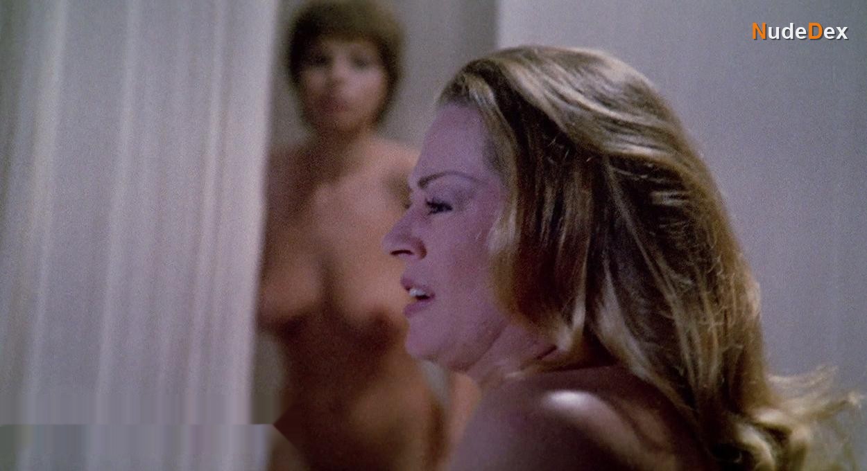 Paola Morra in Killer Nun, photo 3