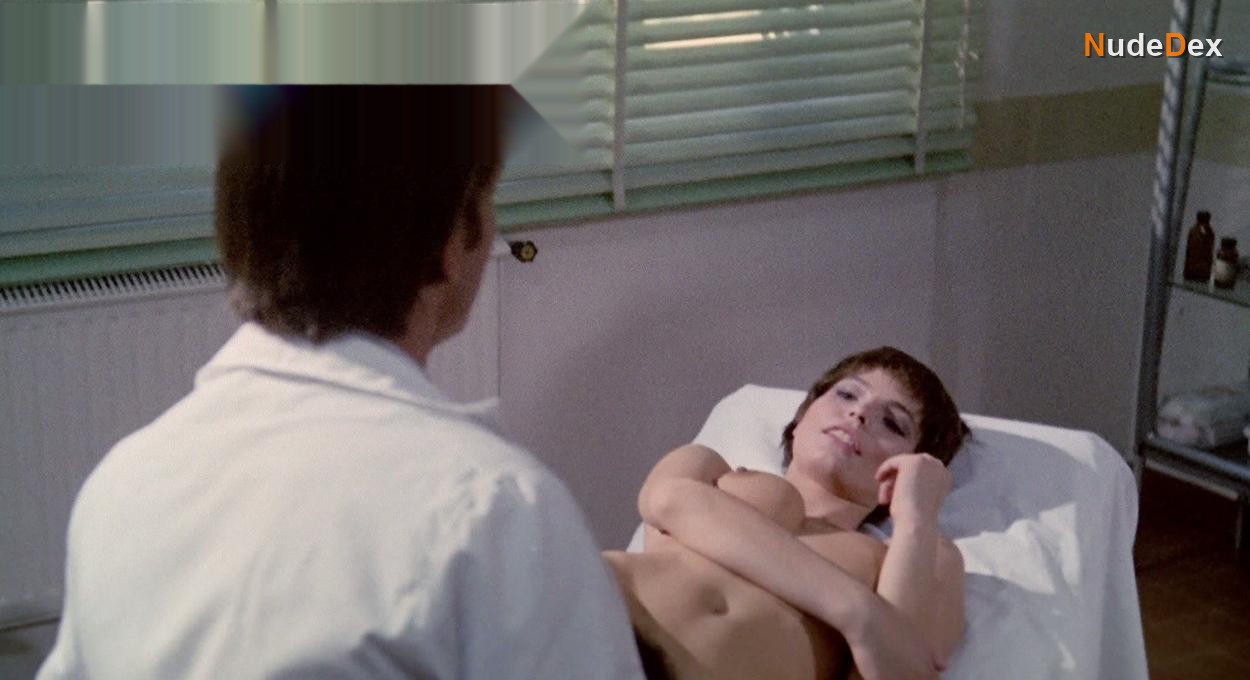 Paola Morra in Killer Nun, photo 8