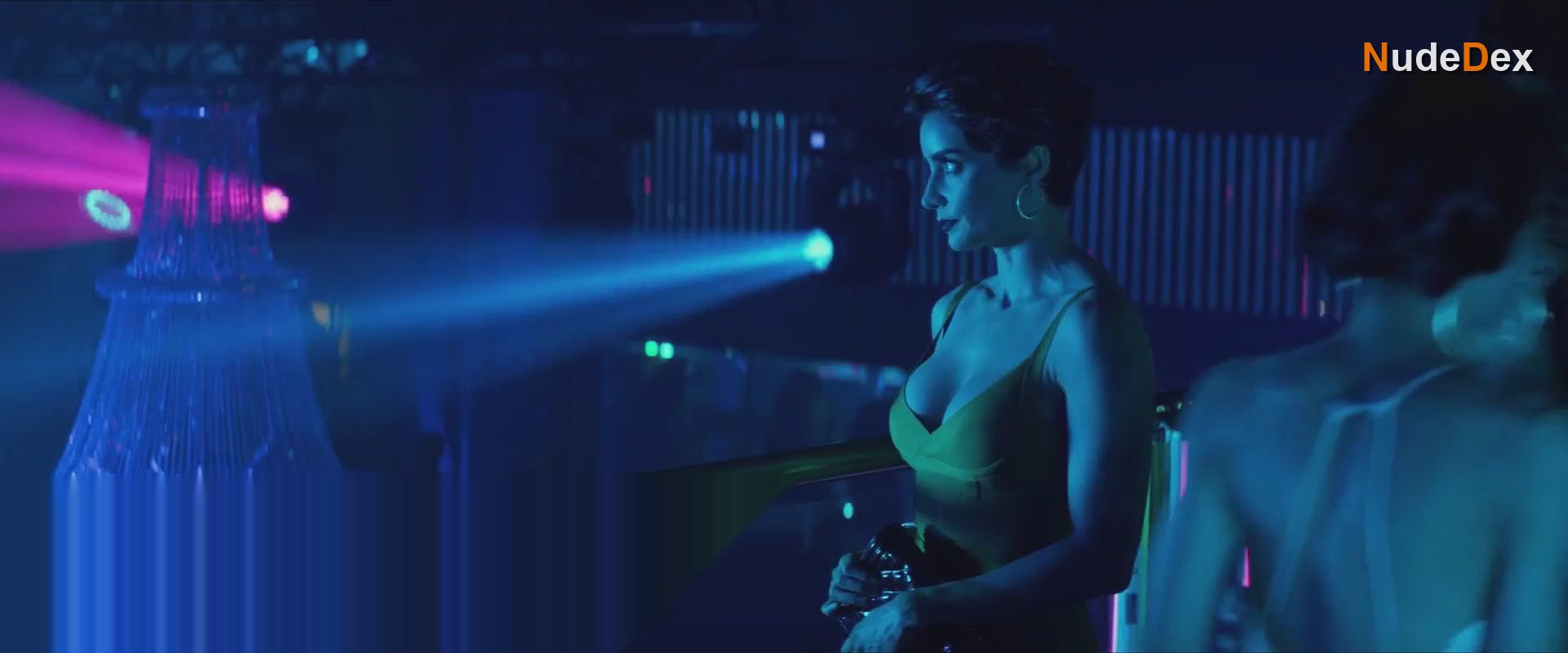 Paola Nunez in Bad Boys For Life, photo 12