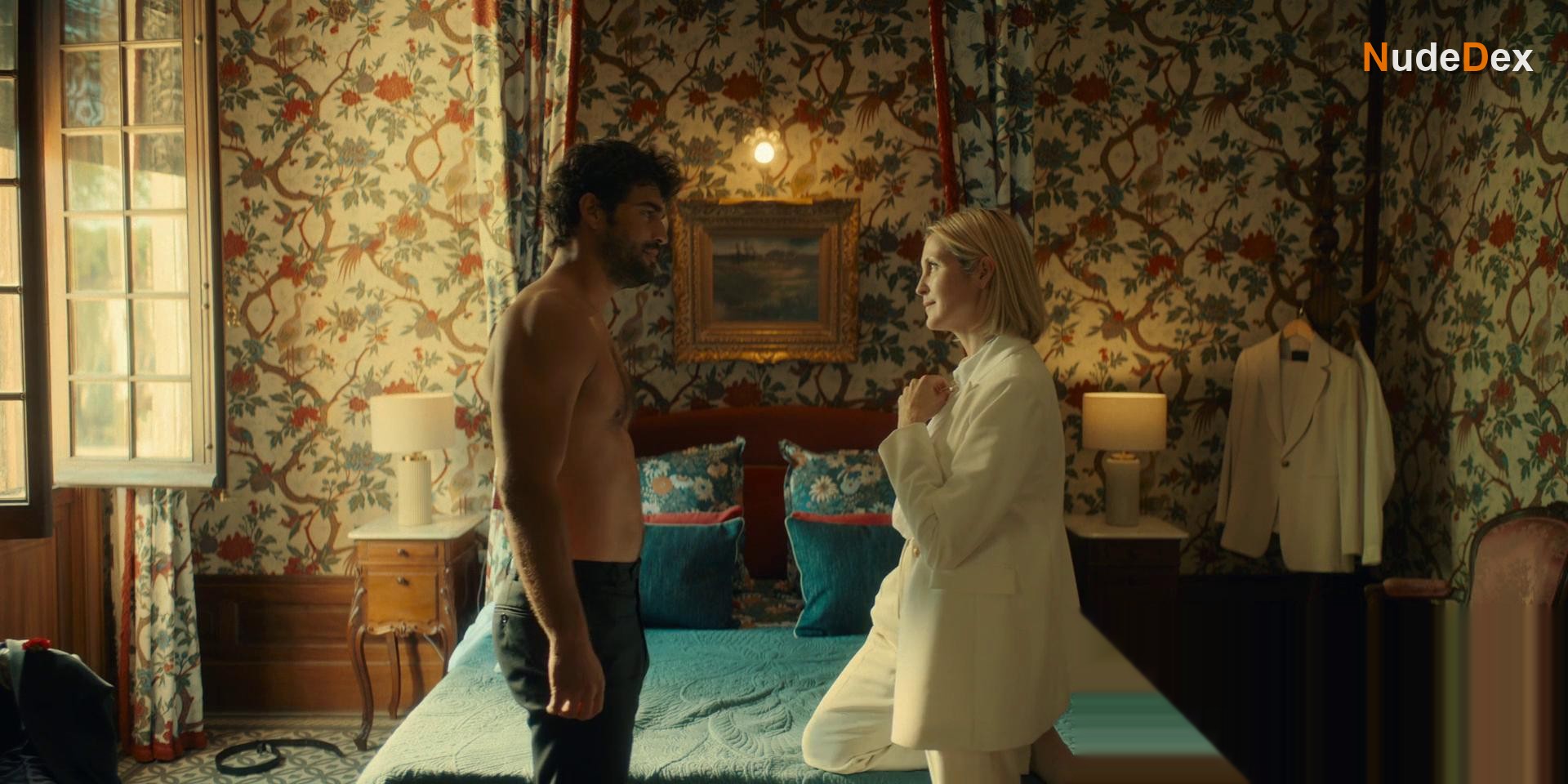 Pascale Arbillot in Escort Boys, photo 4