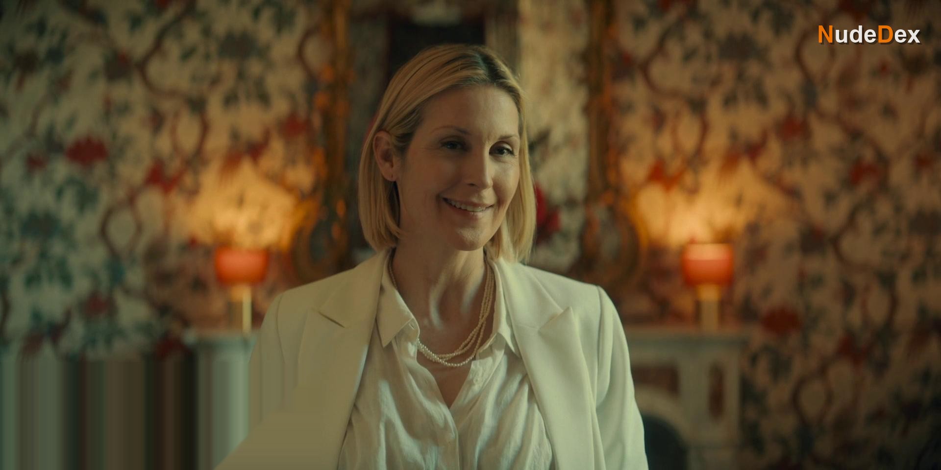 Pascale Arbillot in Escort Boys, photo 7
