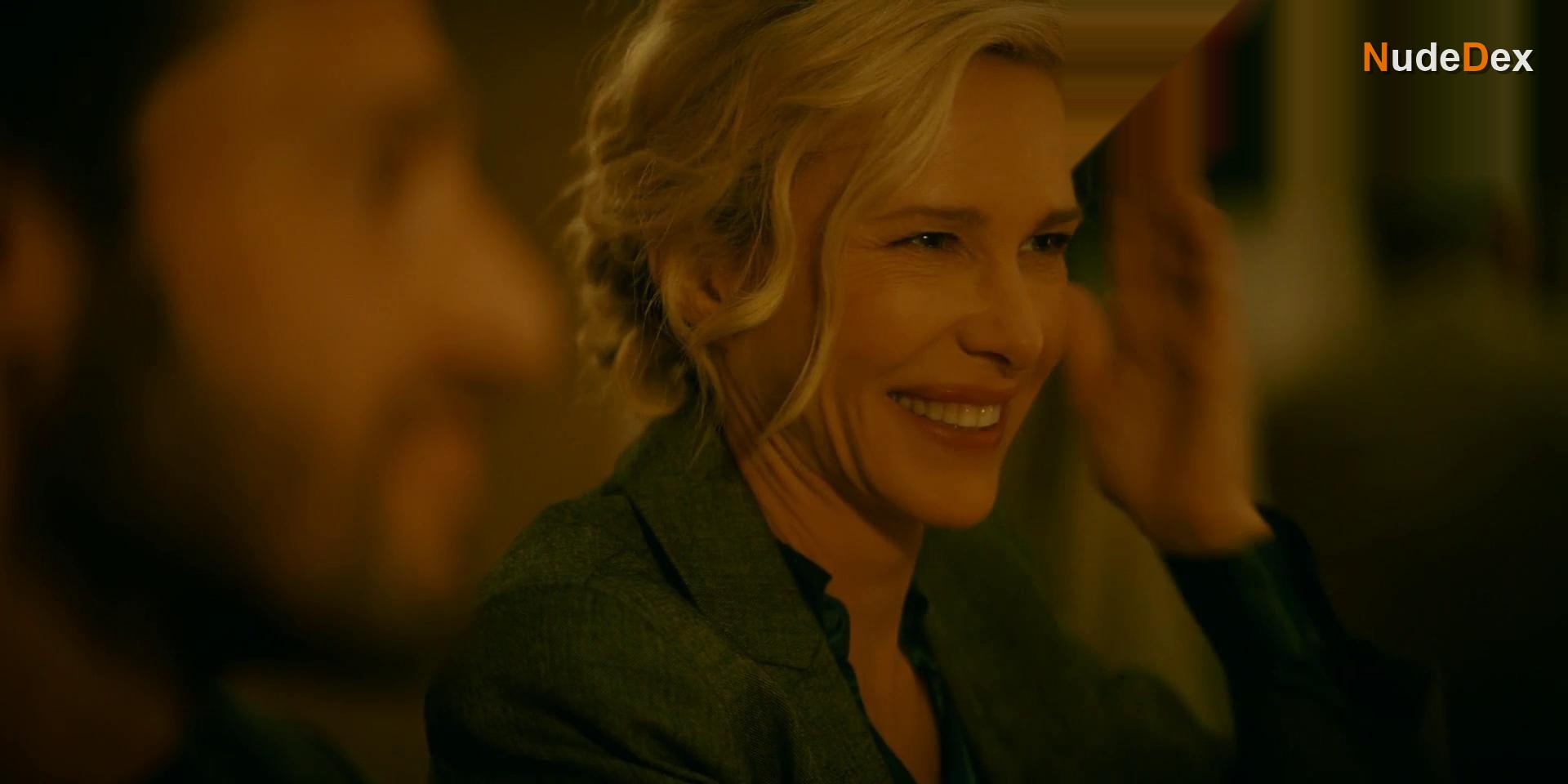 Pascale Arbillot in Escort Boys, photo 13