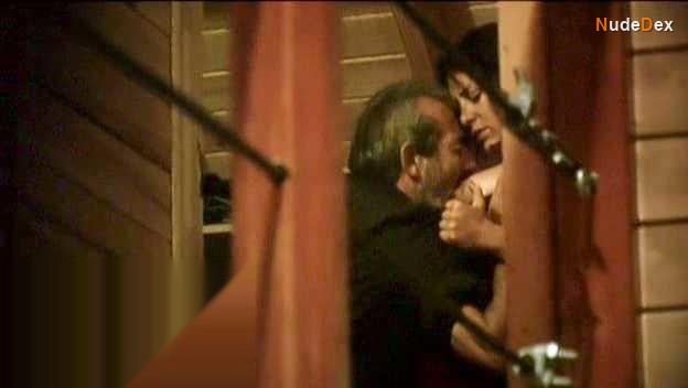 Patricia Lopez in The Sacred Family, photo 5