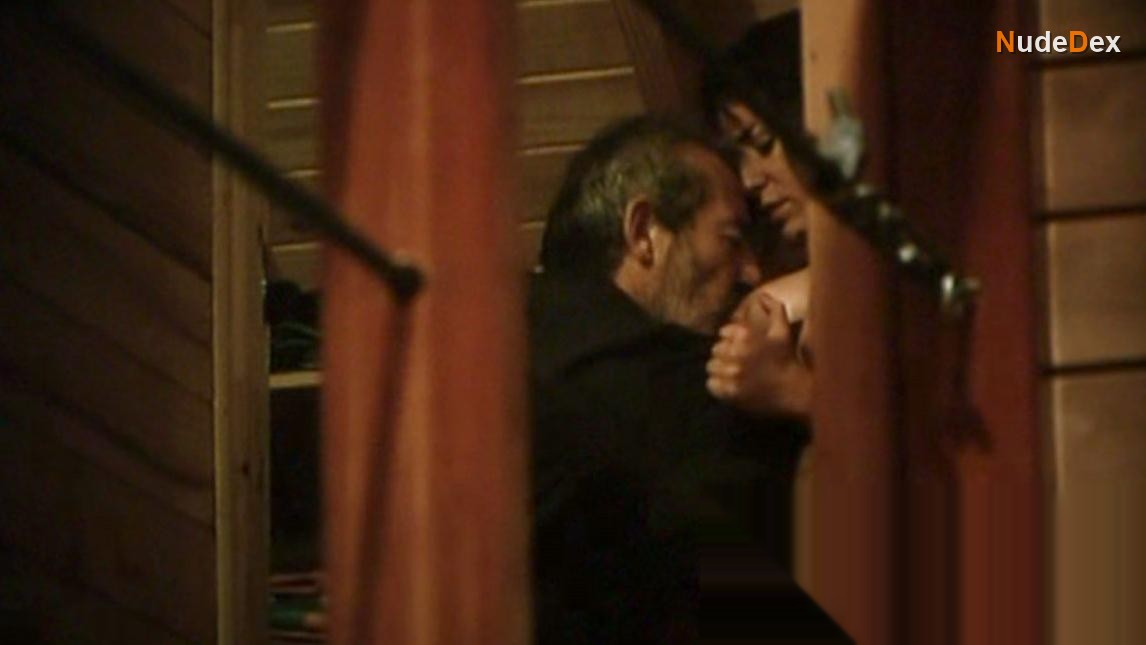 Patricia Lopez in The Sacred Family, photo 9