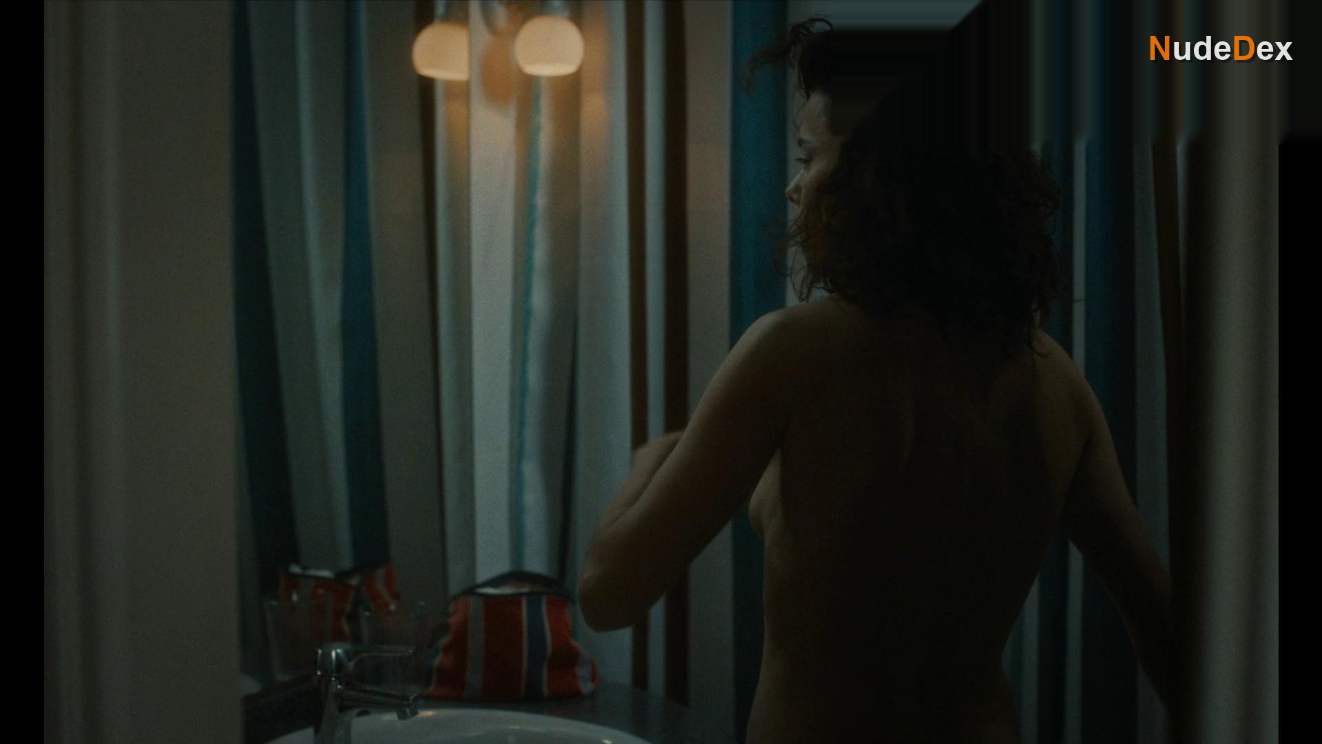 Patricia Lopez Arnaiz in Nina!, photo 3