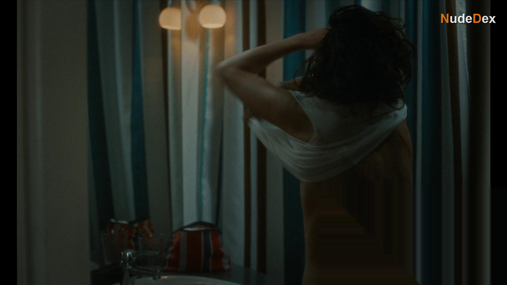 Patricia Lopez Arnaiz in Nina!, photo 6