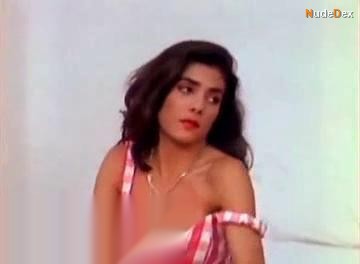 Patricia Manterola in Donde Quedo La Bolita, photo 2