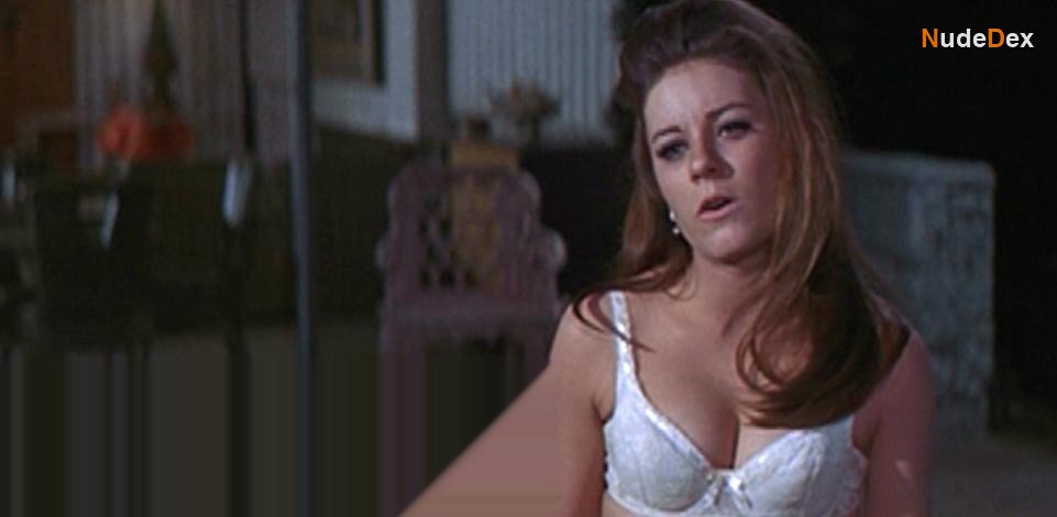 Patty Duke in Valley Of The Dolls, photo 3