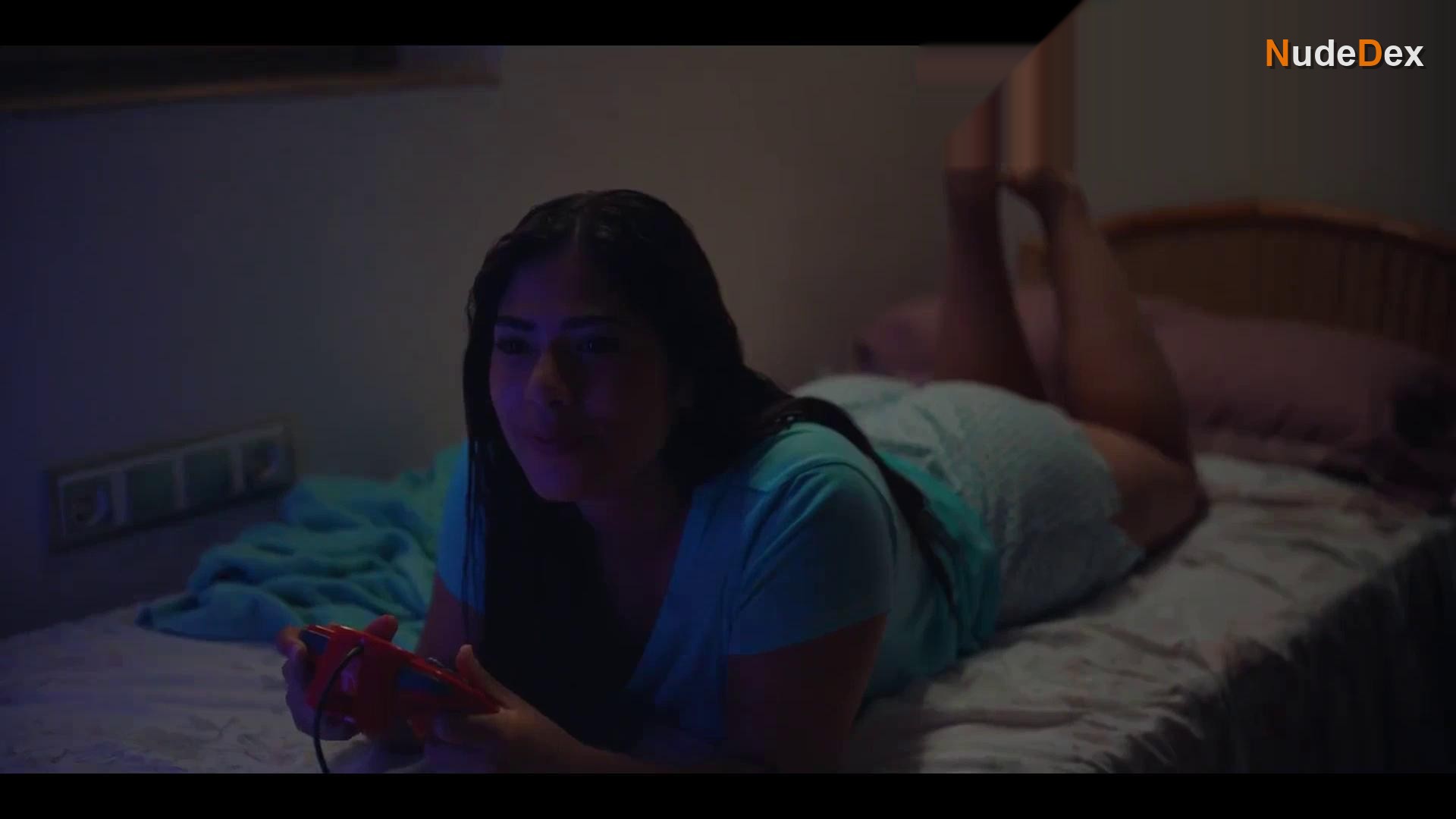 Paula Grimaldo in The Quiet Maid, photo 21