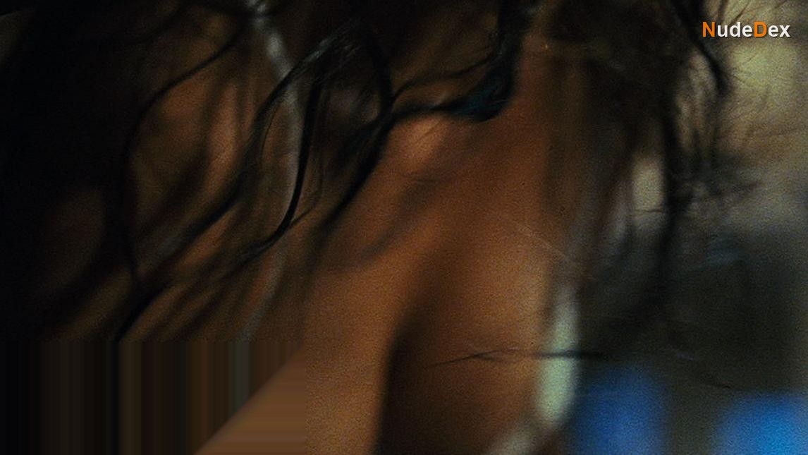Paula Patton in Mirrors, photo 5
