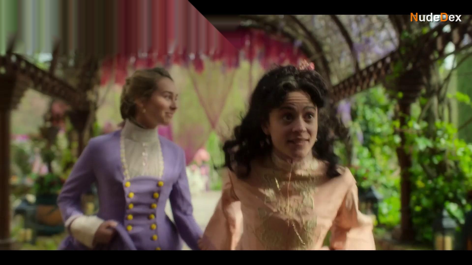 Paula Usero in The Lady S Companion, photo 5