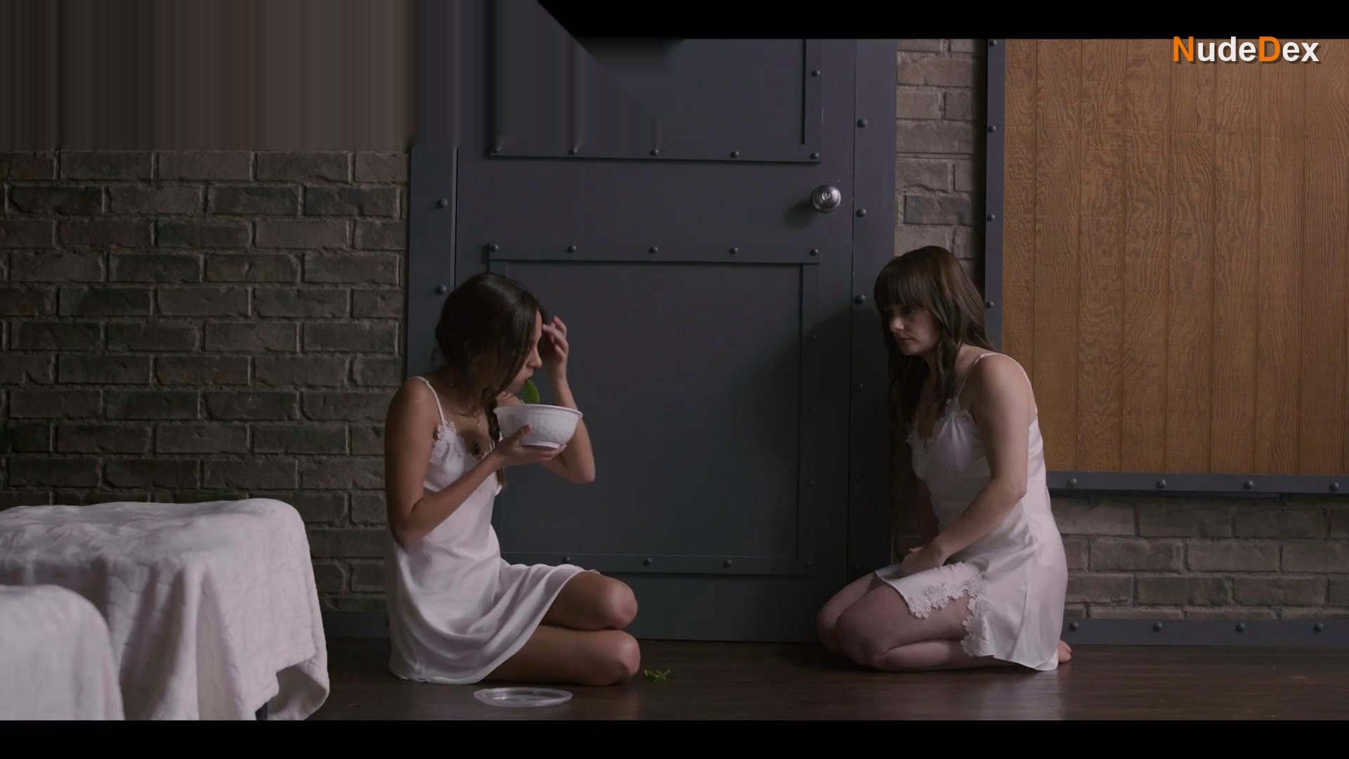 Paula Velasquez in Good Girls Get Fed, photo 5