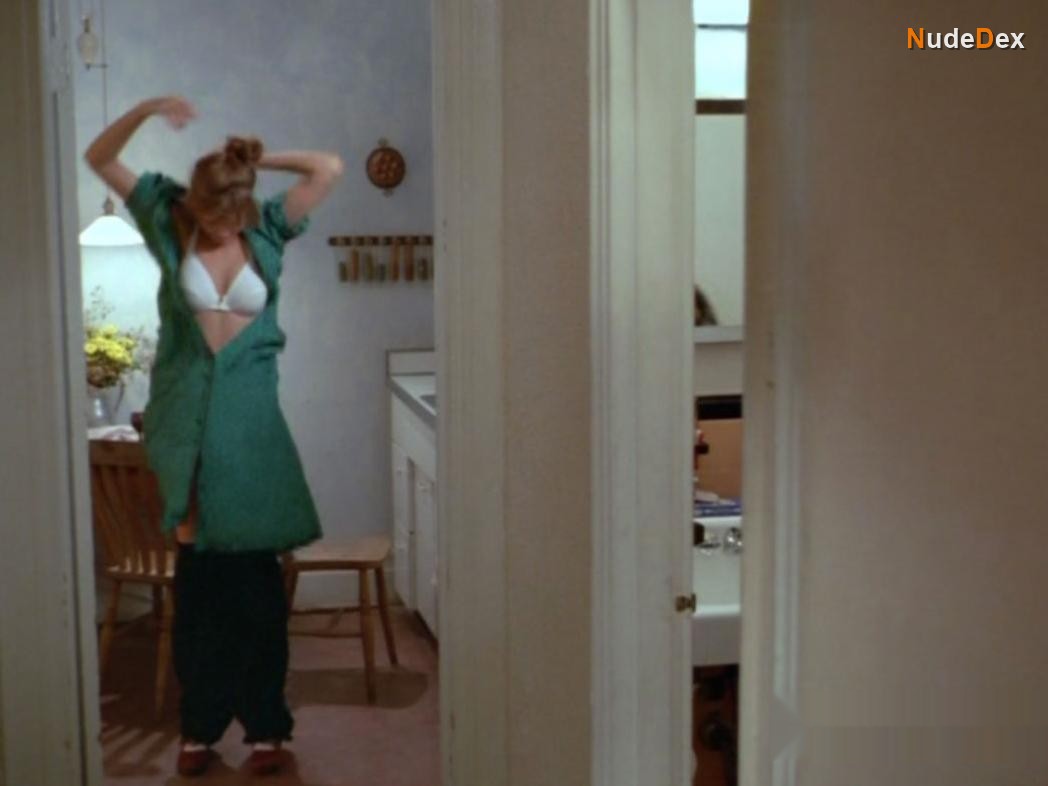 Paulina Porizkova in Anna, photo 16