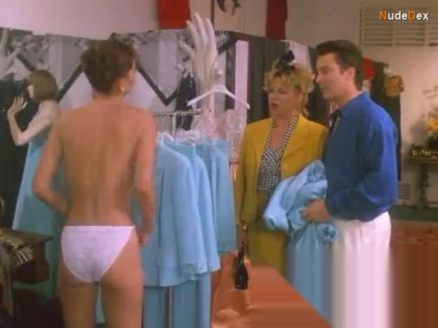 Paulina Porizkova in Wedding Bell Blues, photo 1