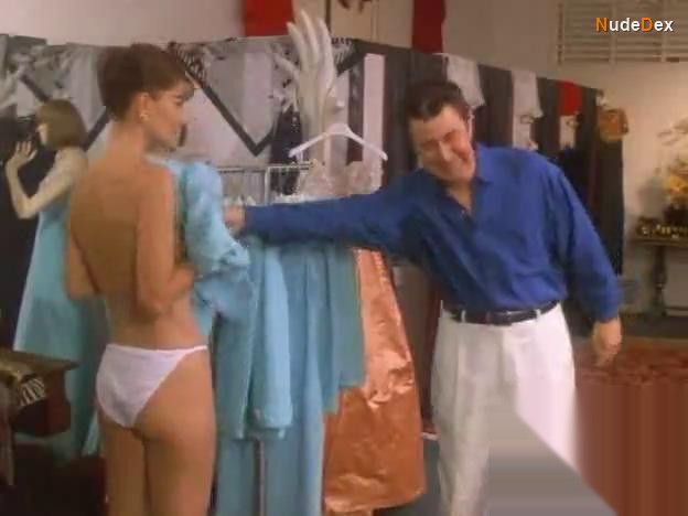 Paulina Porizkova in Wedding Bell Blues, photo 3
