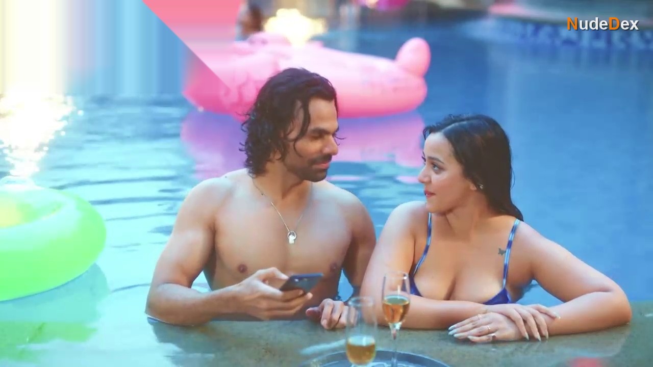 Pavitra Punia in Dirty Scams, photo 11
