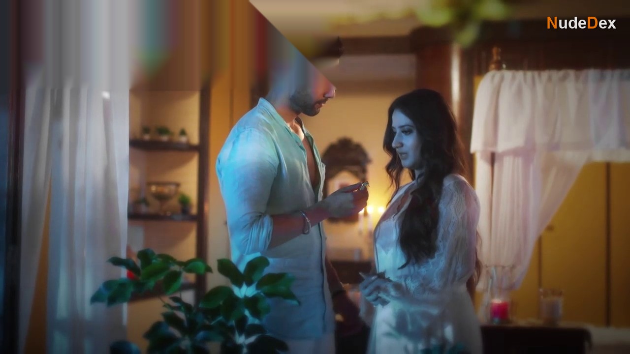 Pavitra Punia in Dirty Scams, photo 12