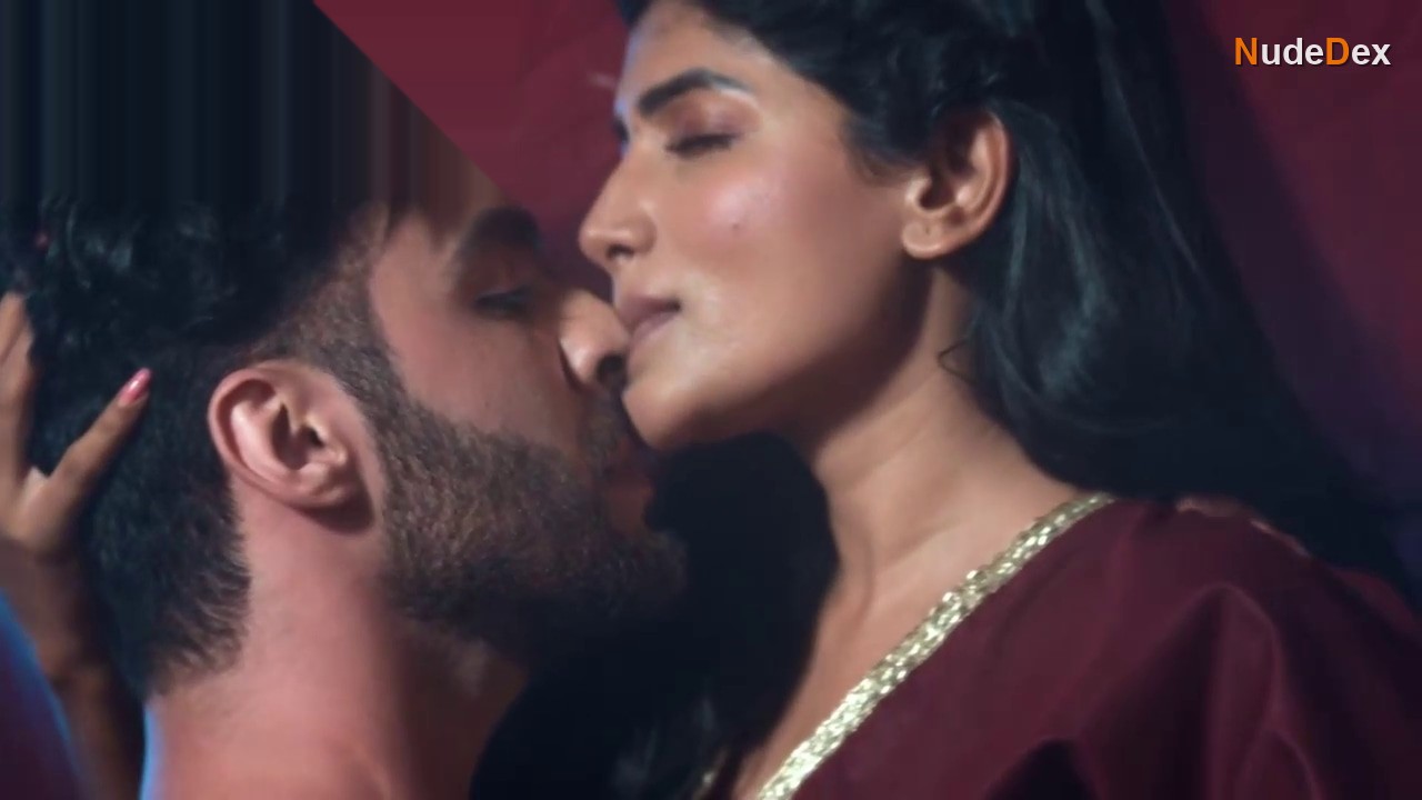 Pavitra Punia in Dirty Scams, photo 17