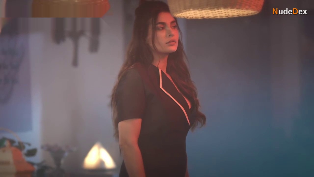 Pavitra Punia in Dirty Scams, photo 23