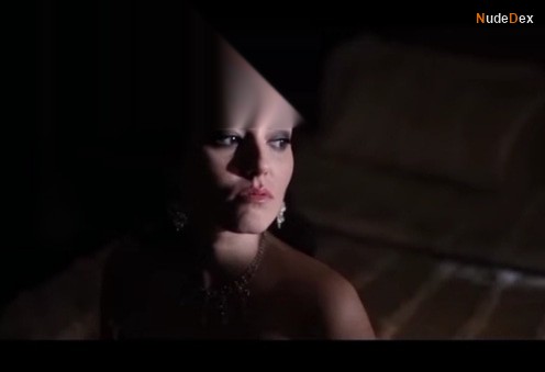 Pelin Akil in A True Gentleman, photo 8