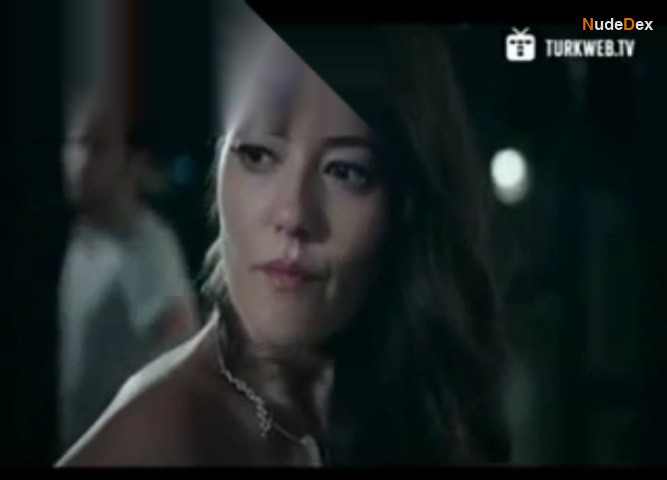 Pelin Akil in A True Gentleman, photo 13