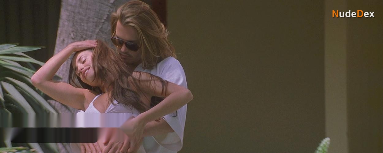 Penelope Cruz in Blow, photo 4