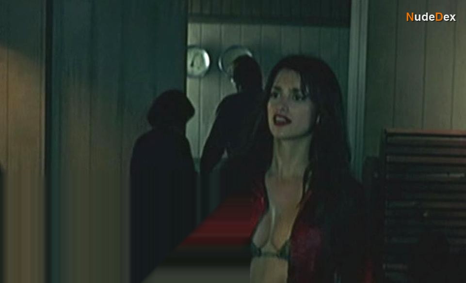 Penelope Cruz in Don T Tempt Me, photo 4