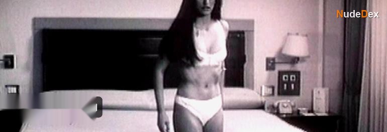 Penelope Cruz in El Amor Perjudica Seriamente La Salud, photo 7