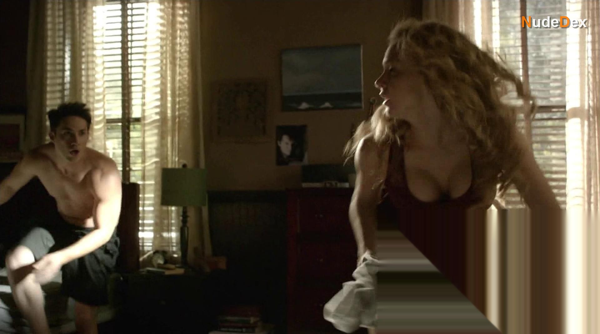 Penelope Mitchell in The Vampire Diaries, photo 3