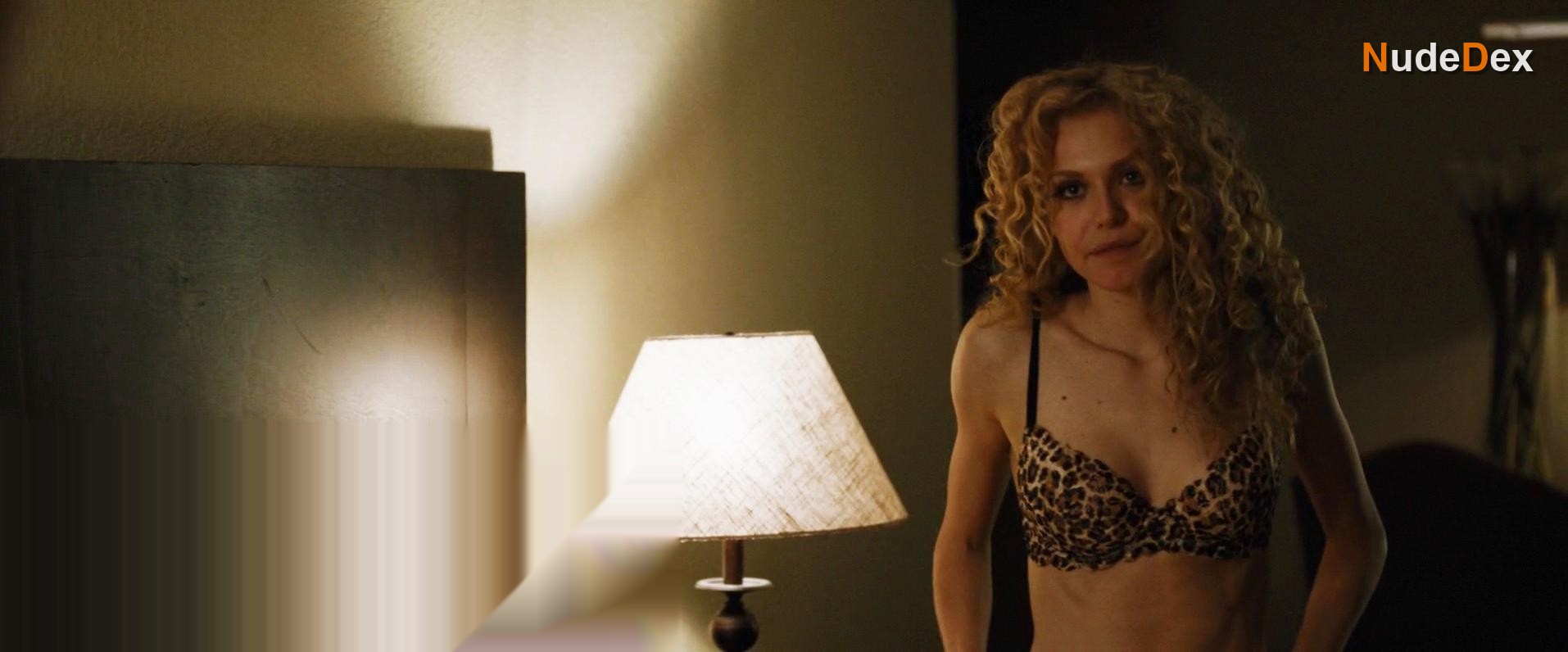 Penelope Mitchell in Zipper, photo 2
