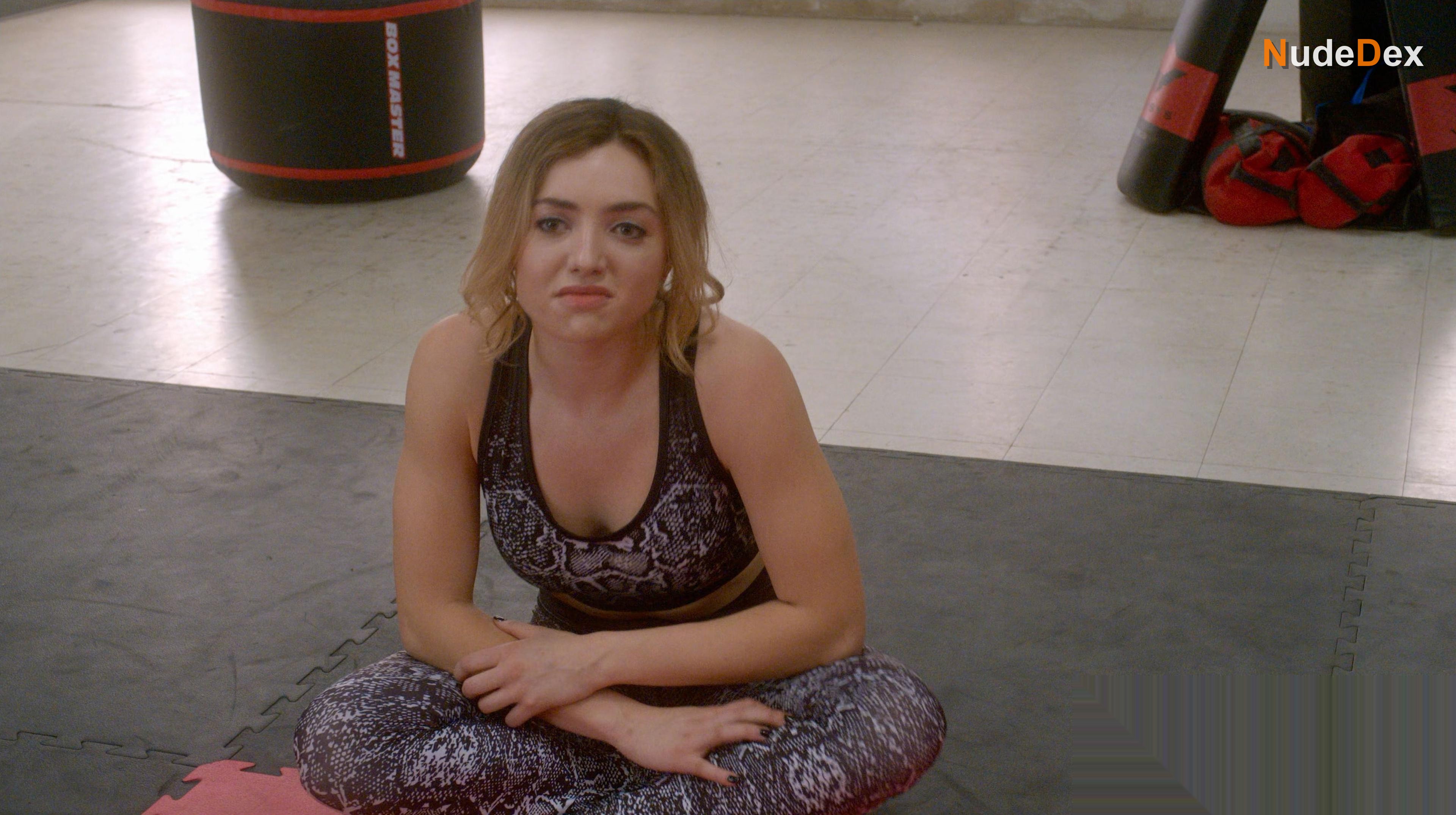 Peyton List in Cobra Kai, photo 4