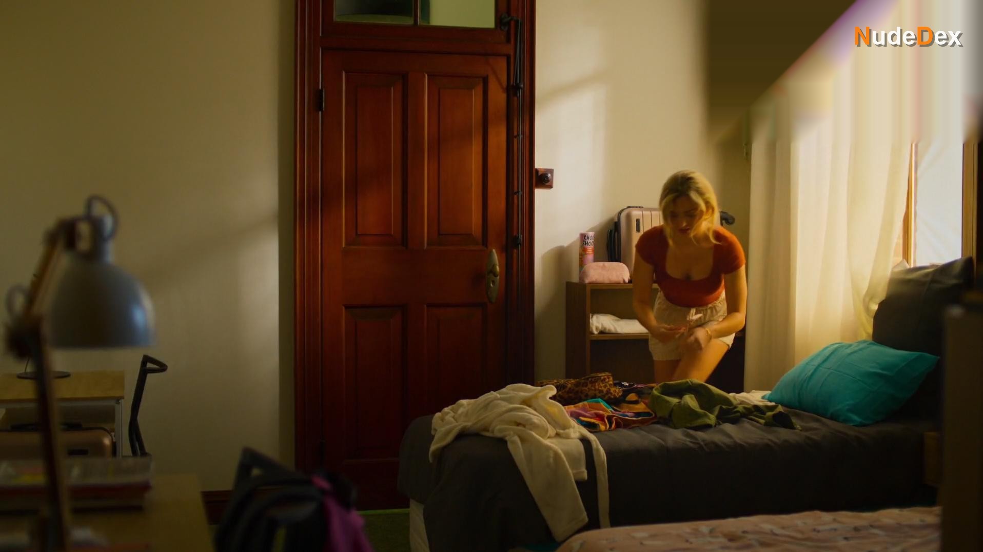 Peyton List in Swimming For Gold, photo 8