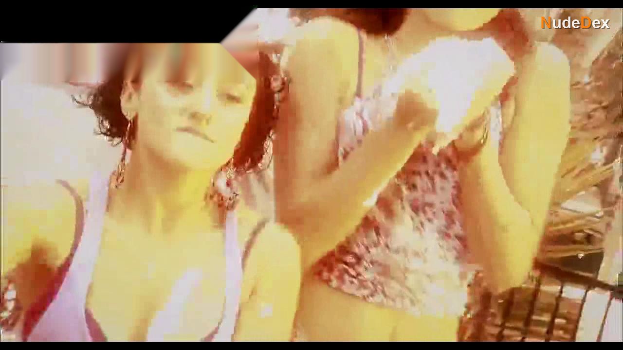 Phoebe Tonkin in The Vampire Diaries, photo 8