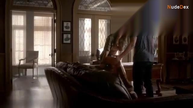 Phoebe Tonkin in The Vampire Diaries, photo 15