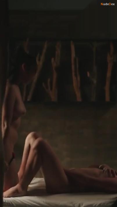 Pia Perlata in Marias Diary Daddy Issues, photo 7