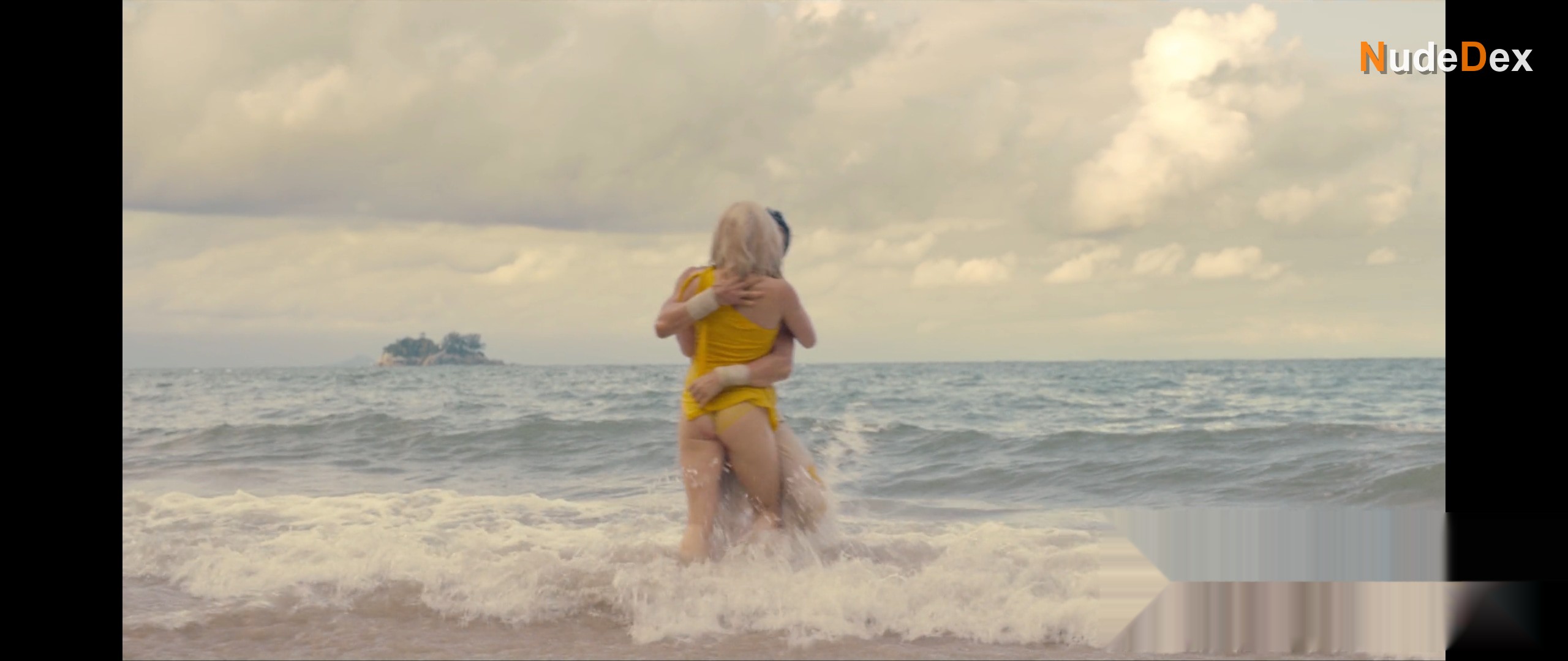 Black Mirror in Black Mirror, photo 12