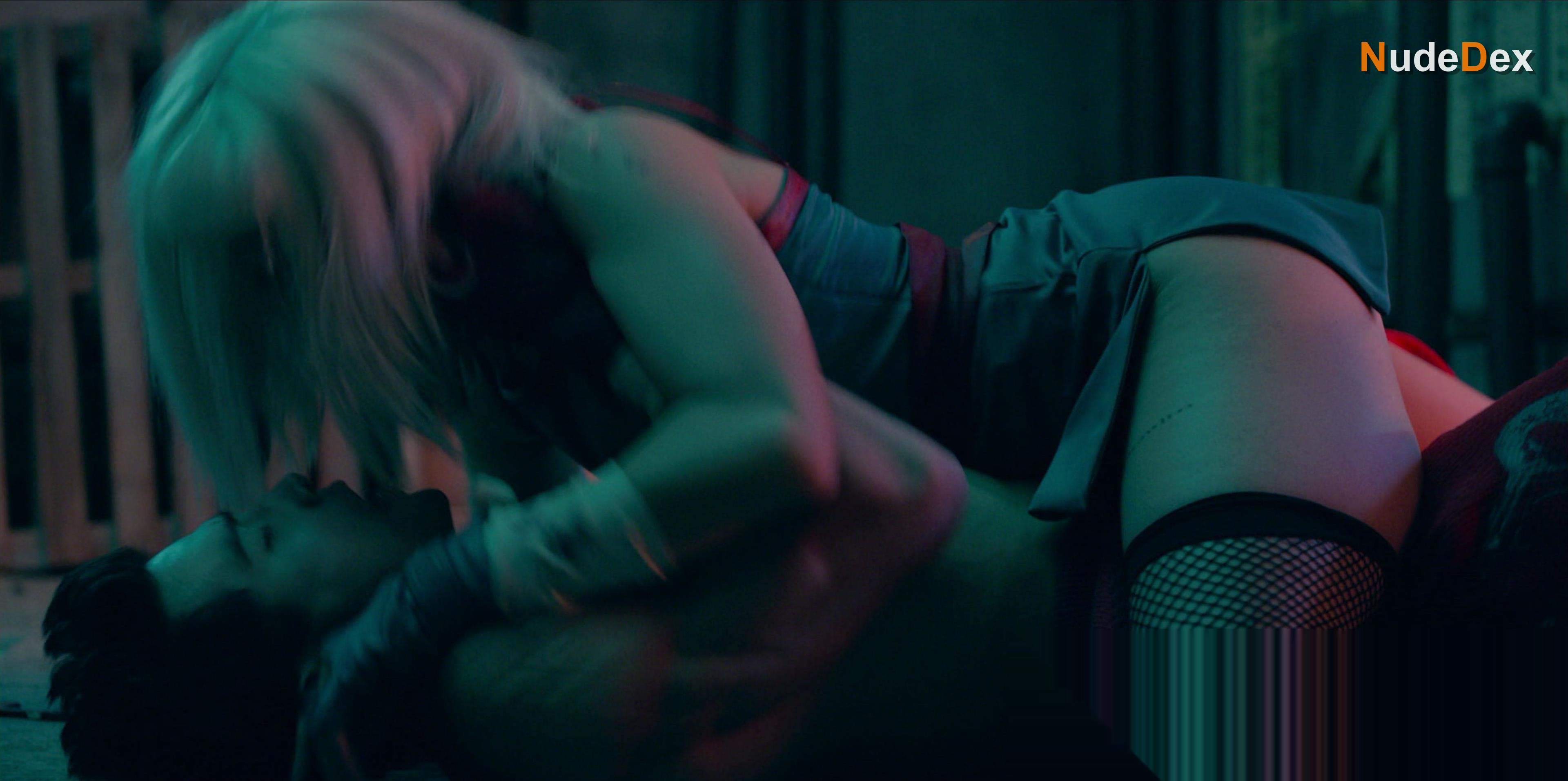 Black Mirror in Black Mirror, photo 15